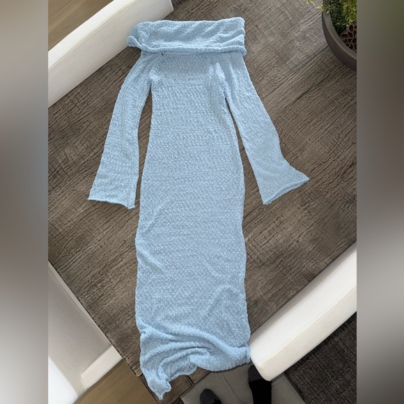 Mommyknows Blue Knitted Off Shoulder Maxi Dress - Picture 4 of 7